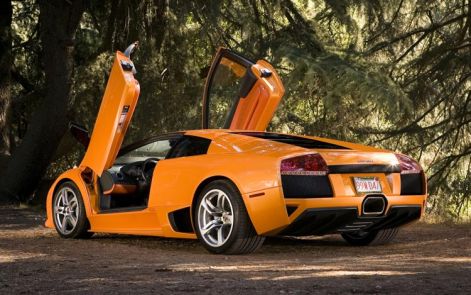 112_0701_11z2007_lamborghini_murcielago_lp640rear_left_view.jpg